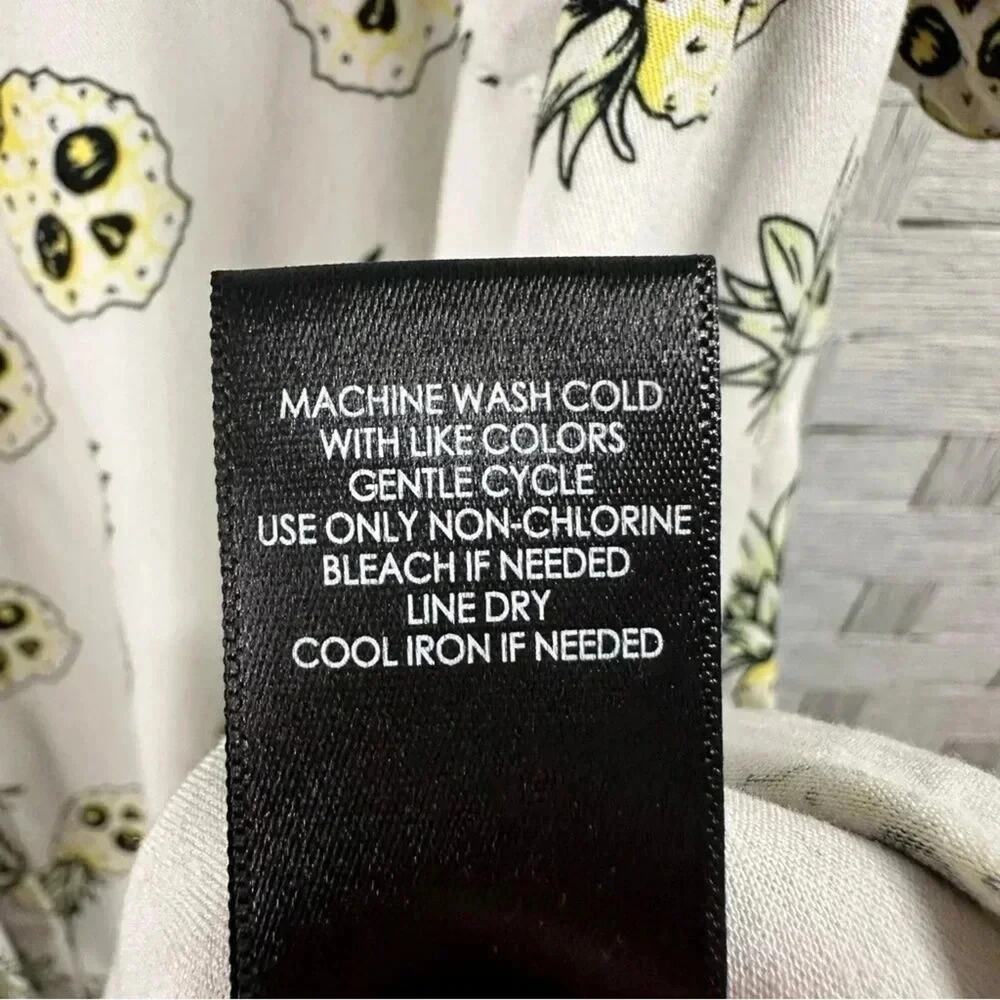 Torrid button-down blouse skull pineapples tropic… - image 11